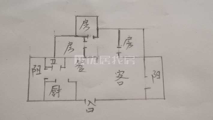 户型方正 环境优美 南北通透 交通便利  拎包入住